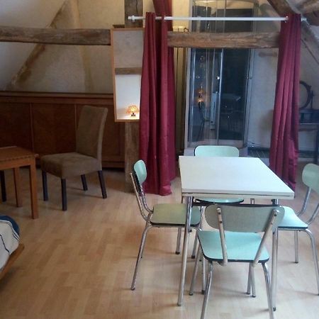 Studio Dans Un Cadre Champetre Moiry Εξωτερικό φωτογραφία