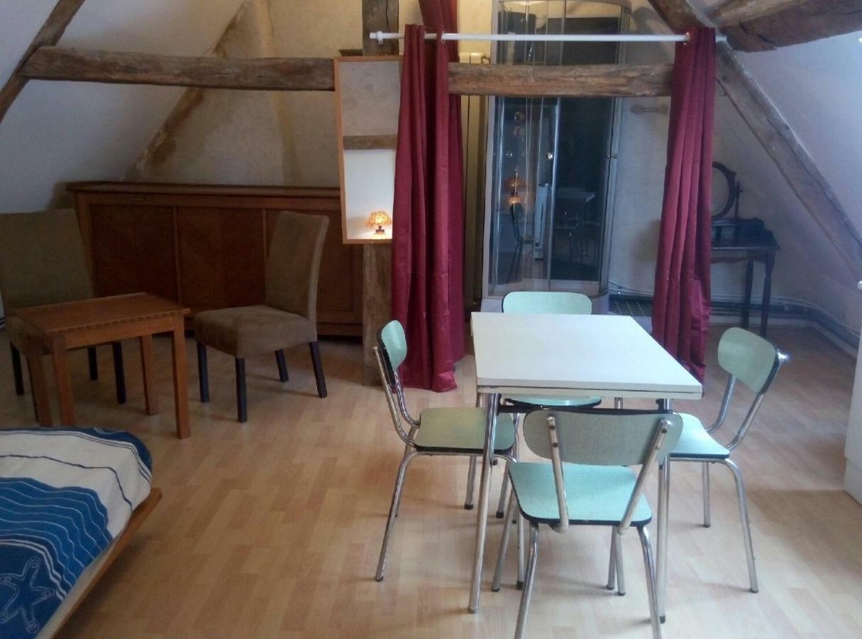 Studio Dans Un Cadre Champetre Moiry Εξωτερικό φωτογραφία
