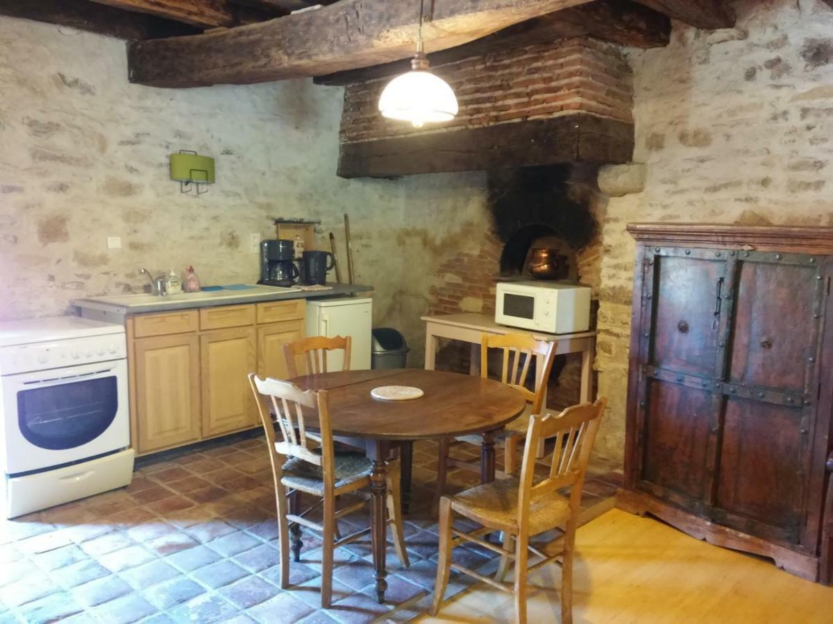 Studio Dans Un Cadre Champetre Moiry Εξωτερικό φωτογραφία